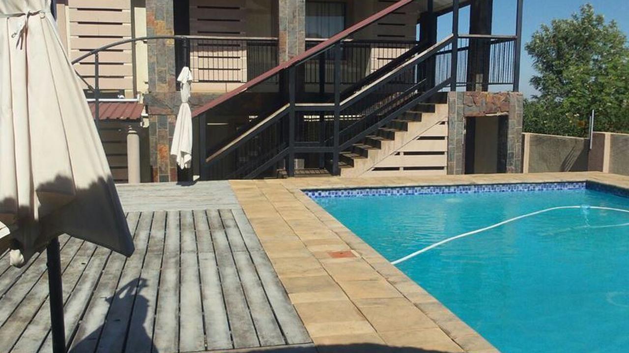Zai Oat Hotel Jane Furse Settlement Exterior foto
