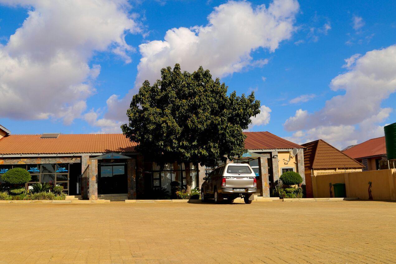Zai Oat Hotel Jane Furse Settlement Exterior foto
