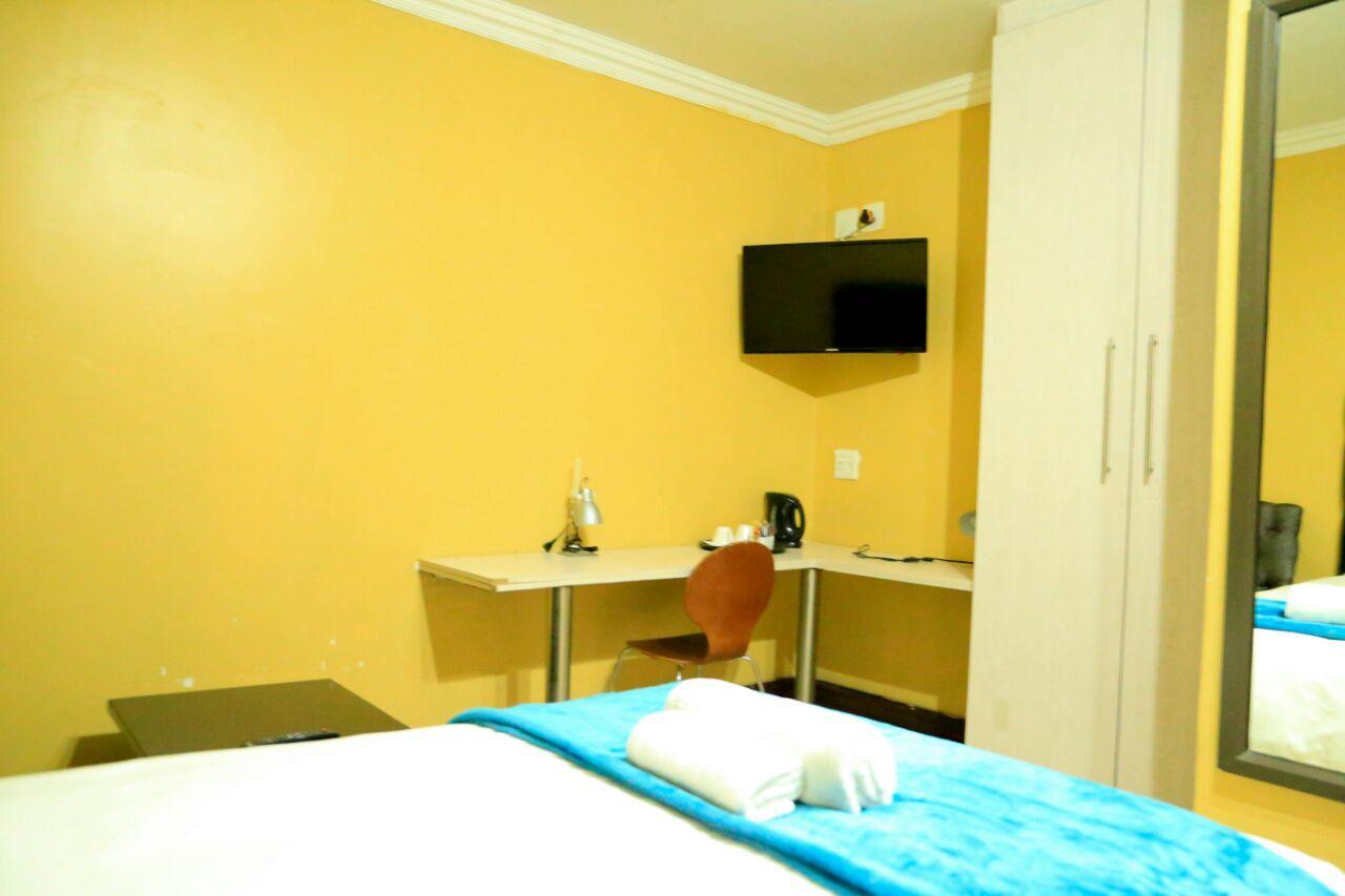 Zai Oat Hotel Jane Furse Settlement Exterior foto